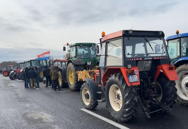 Hrvatska policija blokirala prilaz granici s BiH: Farmeri se bezuspješno pokušali probiti 