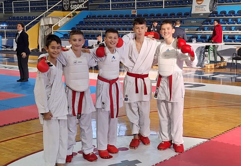 Karate klub Široki Brijeg izdominirao na Ligi Hercegovine sa čak 26 zlatnih medalja