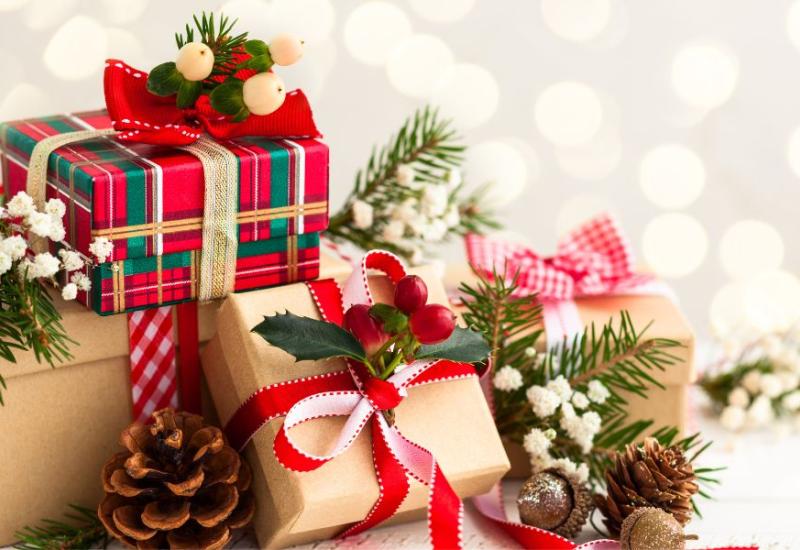 10 božićnih darova do 20 maraka za vaše najmilije