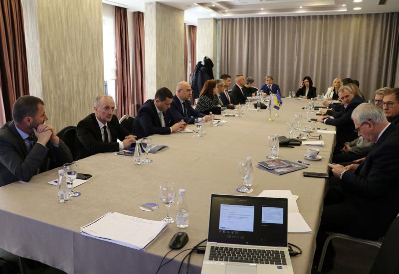 Radni sastanak posvećen prevenciji korupcije u Bosni i Hercegovini - Buhač: Borba protiv korupcije u samom je vrhu prioriteta