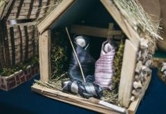 FOTO | VIDEO | Posjetite izložbu jaslica u Mostaru - vratimo Isusa u Božić