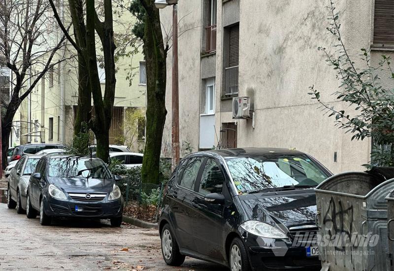 Još jedan apel zbog divljeg parkinga - Mostar – Joše jedan apel zbog divljeg parkinga