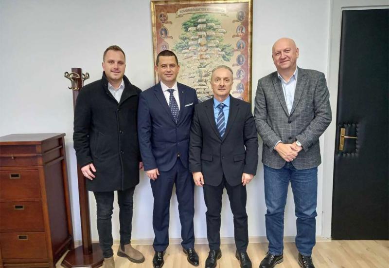 Ministri Velagić i Šuta primili predstavnike Veleža i Igmana