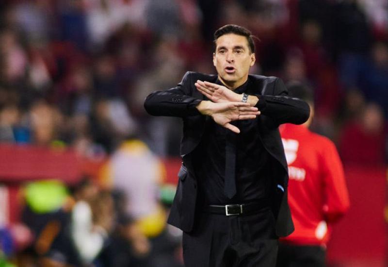 Nogometni trener Diego Alonso - Sevilla otpustila trenera nakon dva i pol mjeseca