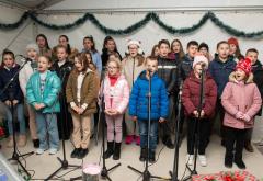 Folklor, zajedništvo, pjesma i humanitarnost na Adventu u Bijelom Polju
