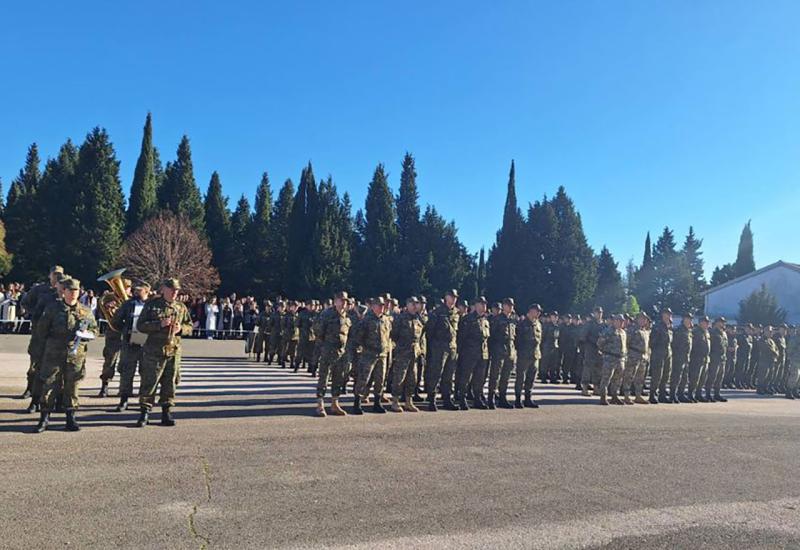 Ceremonija svečane zakletve - Helez u Čapljini: Oružane snage su se razvile u vojnu snagu prepoznatljivu u svijetu