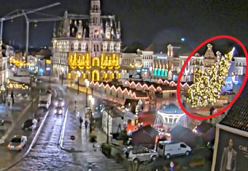 Belgija: Žena poginula nakon što je na nju pao 20 metara visok bor na sajmu