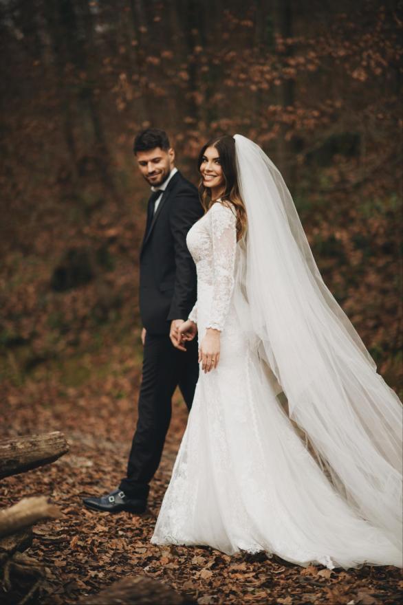 Prve fotografije vjenčanja Ive Šarić i Brune Petkovića  - Prve fotografije vjenčanja Ive Šarić i Brune Petkovića 