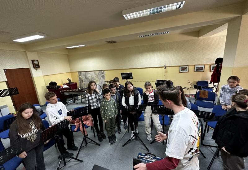Glazbeno-edukativni susret učenika s Hrvatskom glazbom Mostar