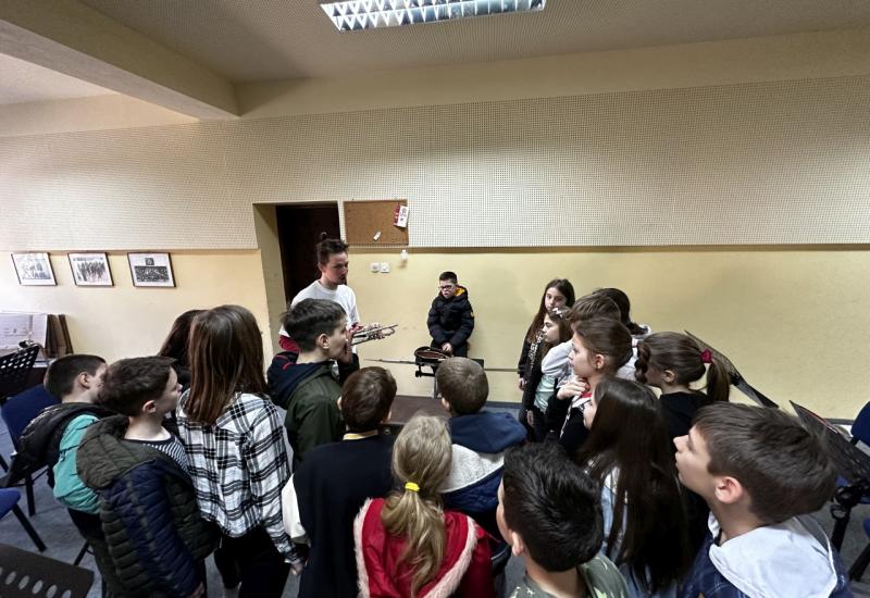 Glazbeno-edukativni susret učenika s Hrvatskom glazbom Mostar