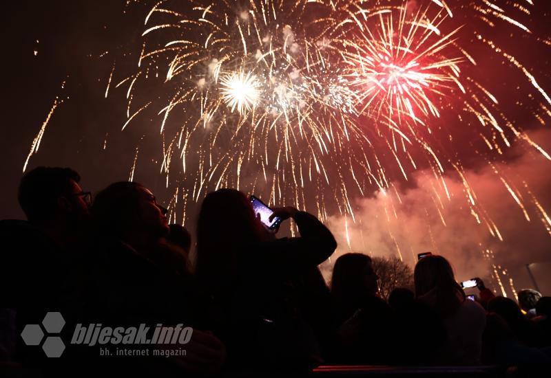 Na doček Nove godine u Mostaru gosti stizali iz susjednih i europskih zemalja
