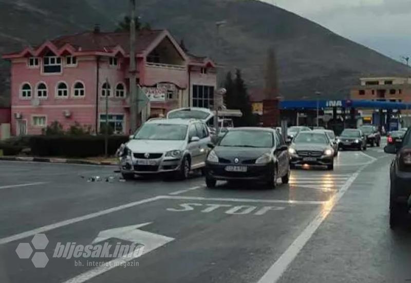 Prometna nezgoda na sjevernom izlazu iz Mostara - Prometna nezgoda na sjevernom izlazu iz Mostara