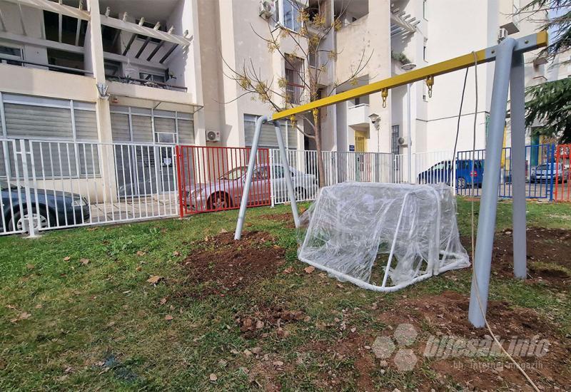 Mostar - Djeca vrtića 'Zvončić' konačno dobila dvorište za igru