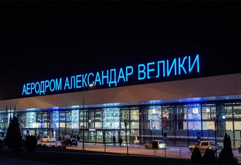 Aerodrom u Skopju - Politički dužnosnici sa batinašima upalo na aerodrom i pretukli kontrolore leta