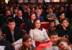 FOTO | Mostar u duhu pravoslavnog Božića: "Fenečki biseri" oduševili publiku