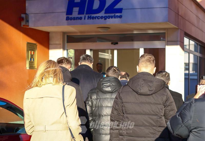 Pred HDZ-om - Imat će šta reći – Sastanak o Izbornom zakonu u Mostaru