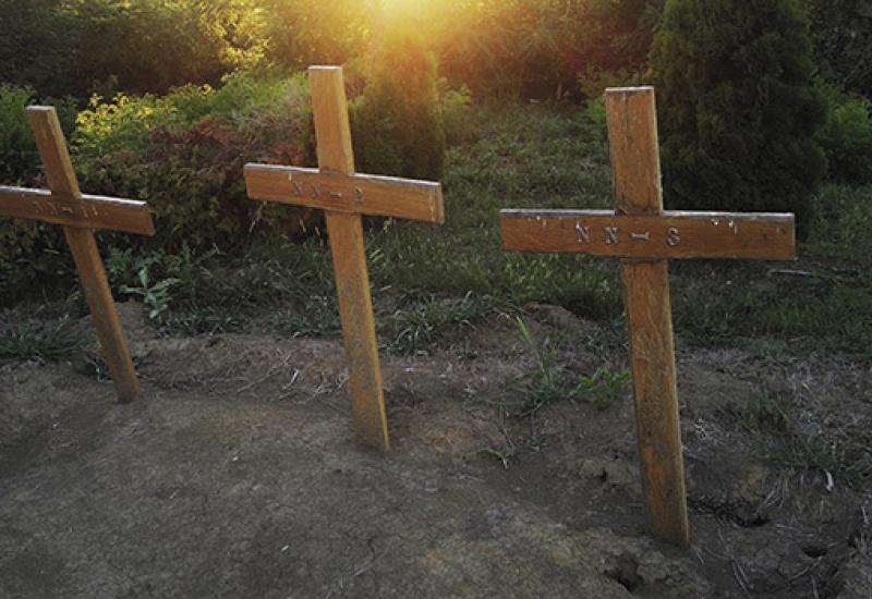 Neoznačeni grobovi | Foto: Journalismfund Europe - VIDEO | Grobovi u BiH među neoznačenim počivalištima migranata