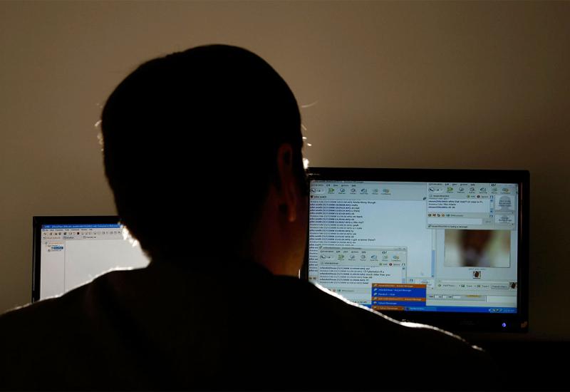 Sve više male djece na meti pedofila na internetu