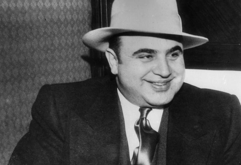 Alphonse Gabriel Capone (Brooklyn, New York, 17. siječnja 1899. - Miami Beach, Florida, 25. siječnja 1947.) - Prije 125 godina prvi put je zaplakao čovjek zbog kojeg će kasnije mnogi plakati