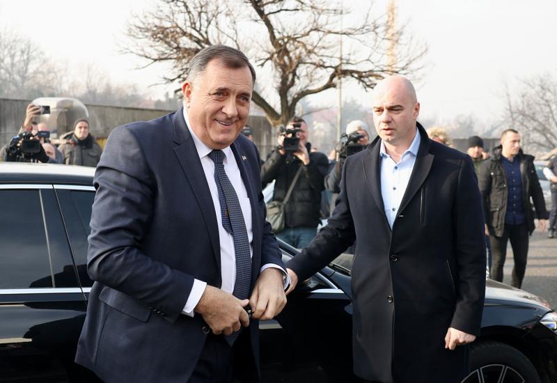 Odgođeno suđenje: Dodik najavio da će tužiti BiH