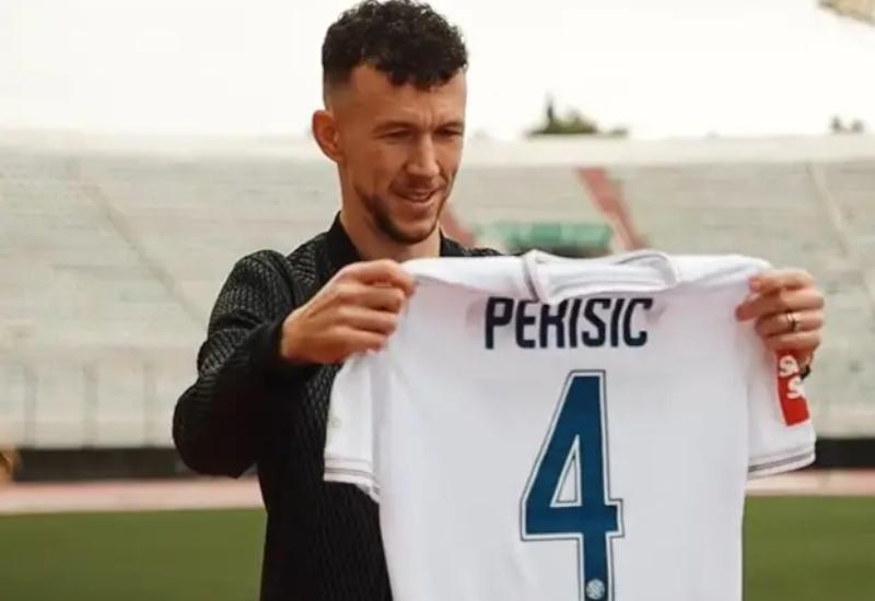 Hajduk predstavio Ivana Perišića - Sada i službeno: Hajduk predstavio Perišića! 