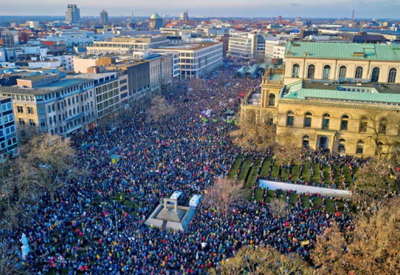 Prosvjedi u Hanoveru | Foto:  snapshot/Future Image/U Stamm/REX/Shutterstock - Njemačka na nogama zbog desnice