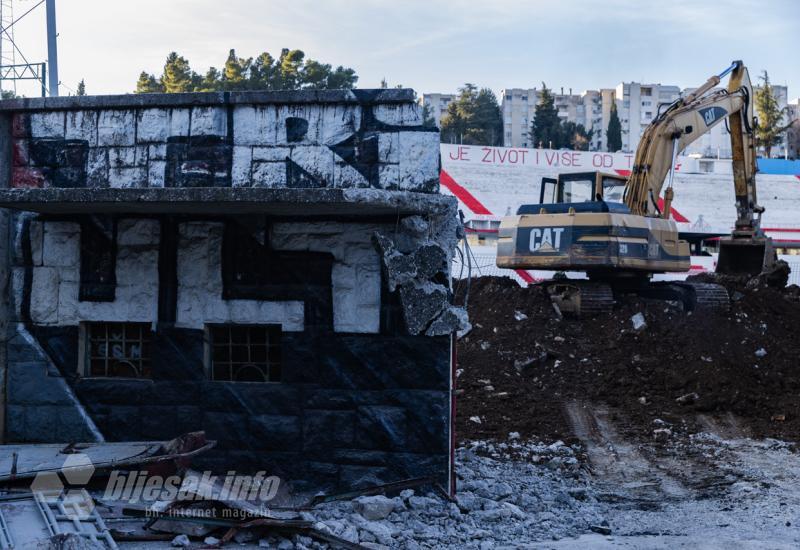 Početkom tjedna, počelo je i rušenje tribine  - Mostar radovi