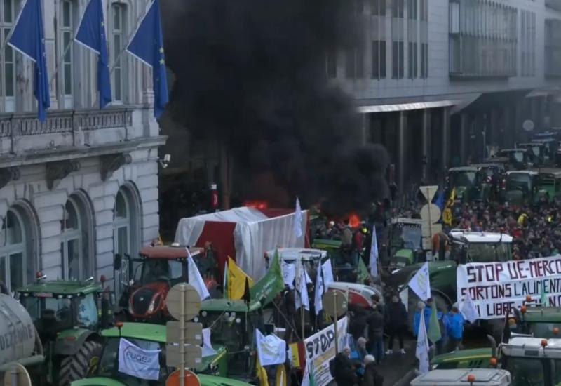 Traktori blokirali Bruxelles - Prosvjedi diljem EU: Traktori blokirali Bruxelles