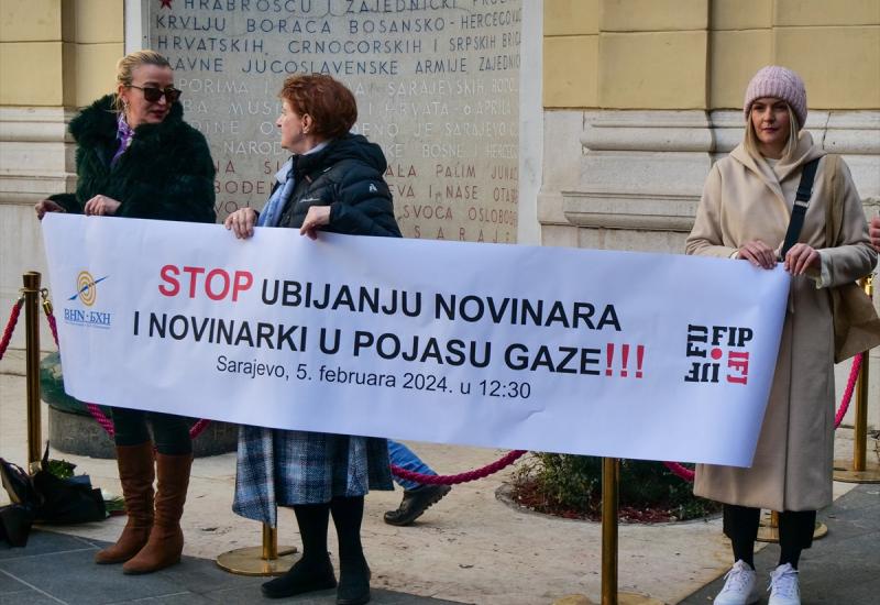 Sarajevo odalo počast ubijenim kolegama novinarima - Okupili se novinari zbog ubijenih kolega u Gazi