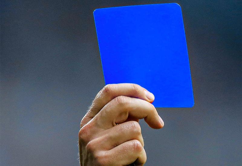 Stiže nogometna revolucija: Uvodi se plavi karton!?