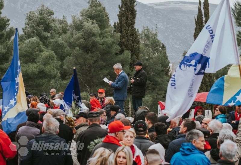Antifašisti na Partizanskom spomen groblju obilježili 79. godišnjicu oslobođenja Mostara od fašizma  - Udruženje antifašista: Kordić je sramota za svakog građanina Mostara 