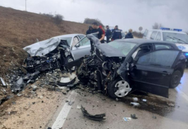 Teška prometna nesreća kod Tomislavgrada: Ozlijeđeno pet osoba 