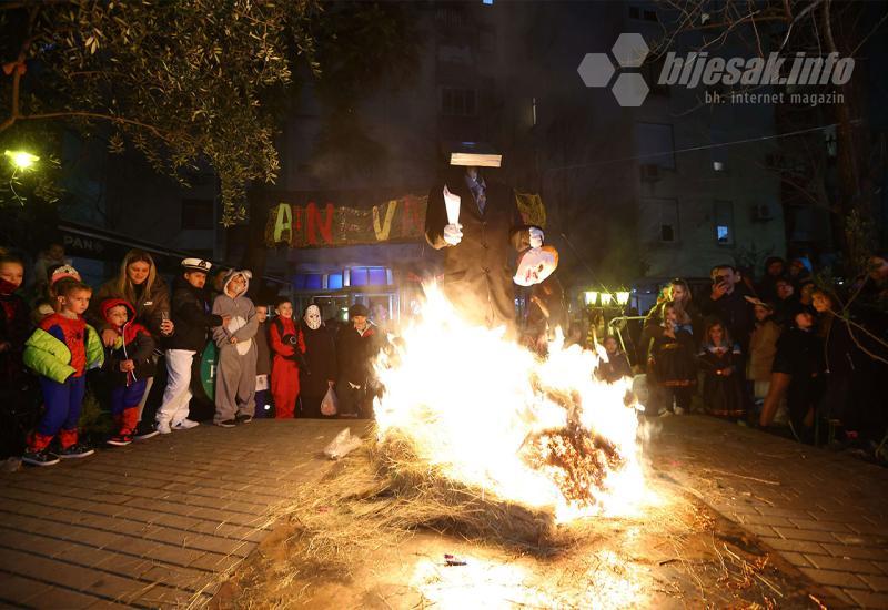 Paljenje ovogodišnjeg krivca za sve nedaće Mostaraca - Karneval