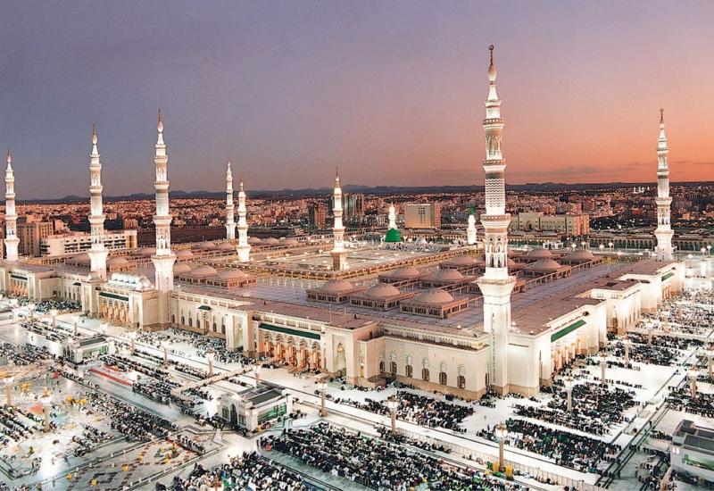Velika džamija i kompleks Abradž al-Bait u Meki, Saudijska Arabija - Znate li koliko je utrošeno u gradnju najveće džamije na svijetu?
