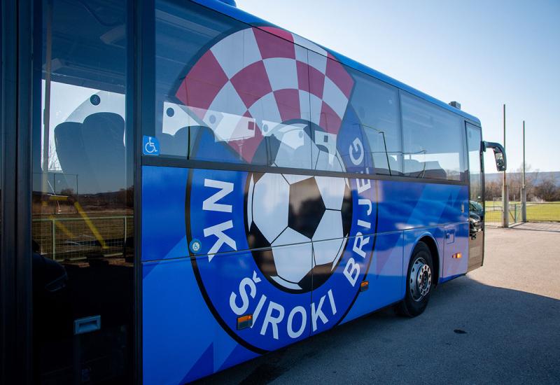 Personalizirani autobus u službi škole nogometa NK Široki Brijeg - Novo pojačanje stiglo u NK Široki Brijeg