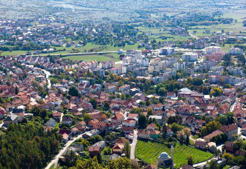 Dobra nagrada investitorima koji kupe zemlju od Grada Livna i tu pokrenu posao