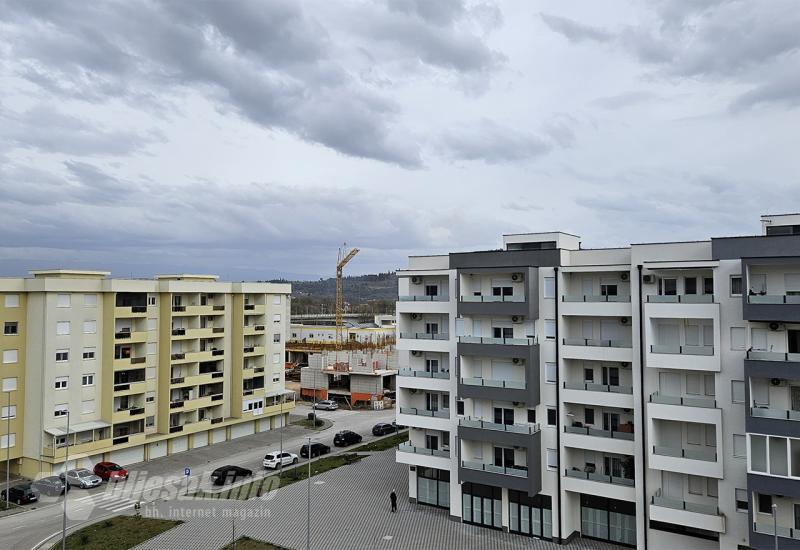 Cvjeta stanogradnja u Čapljini: Stanovi se prodaju čim se zgrada zatemelja