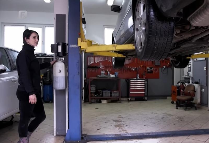 Upoznajte Dilajlu: Automehaničarku koja ruši stereotipe 