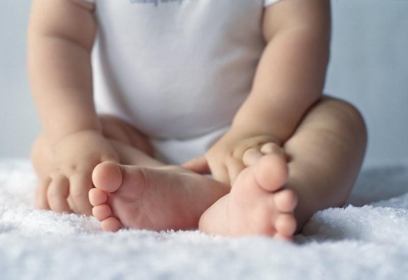 Fizioterapeutkinja savjetuje - Kada bi beba trebala moći sjediti?