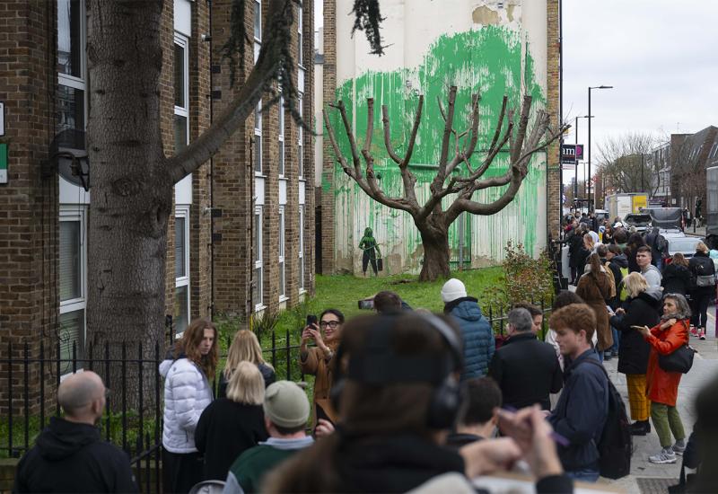 Novi Banksyjev mural u Londonu privlači pažnju i dobija pohvale