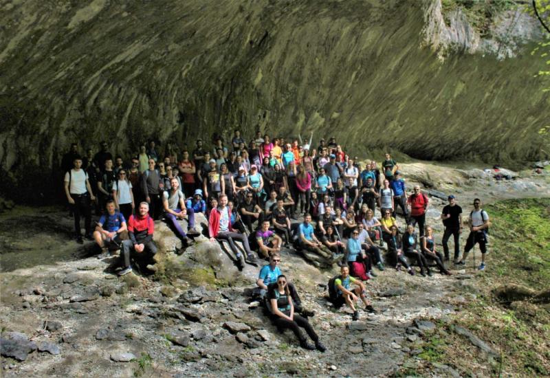 Naše iskustvo u planinarskoj školi HPD Prenj: Očekujte ovih 5 stvari! 