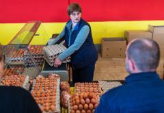 FOTO | Posjetili smo tržnicu - prodaju se i već obojana jaja