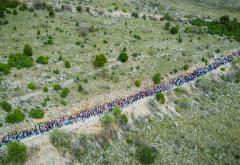 FOTO | Križni put: Tisuće vjernika hodočastilo na Hum