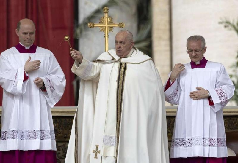 Papa Franjo proglasio Svetu godinu