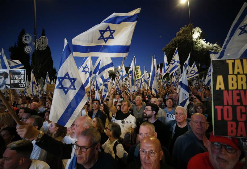 Više od 100 tisuća ljudi na prosvjedu protiv Netanyahuove vlade - Više od 100 tisuća ljudi na prosvjedu protiv Netanyahuove vlade