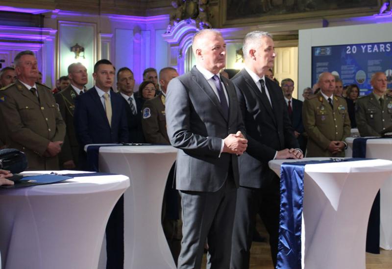 75. obljetnica NATO-a - Helez poručio: Nadam se poslije Švedske da će BiH postati članica