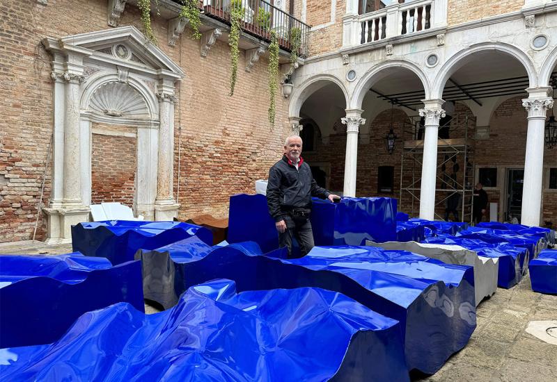 U srcu Venecije započelo instaliranje umjetničkog postava 'Mjera mora'