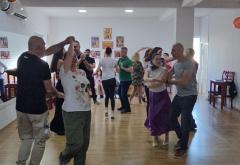 FOTO | Mostarci jako zainteresirani za kubansku salsu