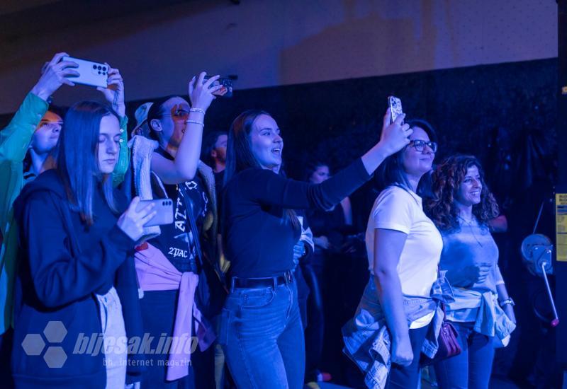 Dobre zabave nije nedostajalo - FOTO | Polaznici Mostar Rock School Mostarce vratili u 