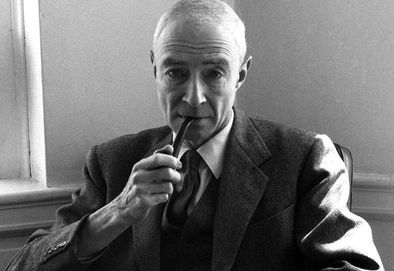 Julius Robert Oppenheimer (New York, 22. travnja 1904. – Princeton, 18. veljače 1967.) - Prije 120 godina rođen je 